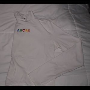 Cropped turtle/mock neck keyhole top